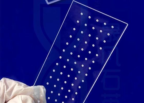 Μορς 6,5 διαφανή λιωμένα πυρίτιο παράθυρα χαλαζία με την τρύπα