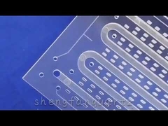 Συγκολλημένη πλάκα γυαλιού χαλαζία Διαφανής Λείανση με φωτιά Προσαρμοσμένη Διάτρηση με λέιζερ